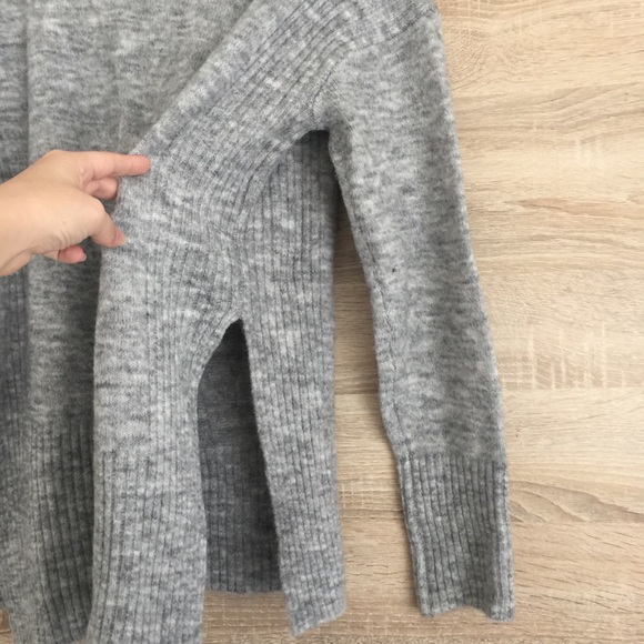 h&m sweater - Picture 4 of 5